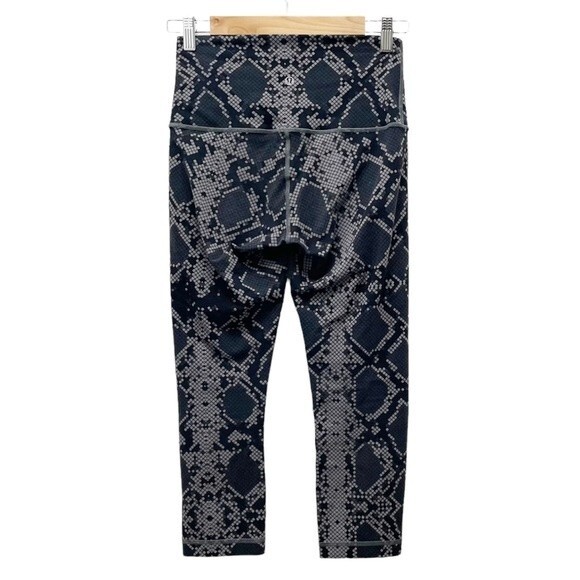 Lululemon Leggings Wunder Under High Rise Crop Ziggy Snake Slate Coal Size 6 - Picture 3 of 14